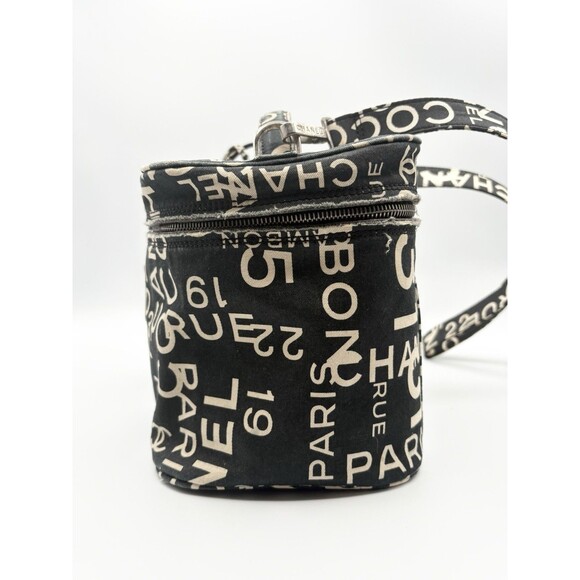Chanel Vanity Case 31 Rue Cambon Paris Canvas Black & White 2 Way Vintage Y2K - Picture 5 of 16